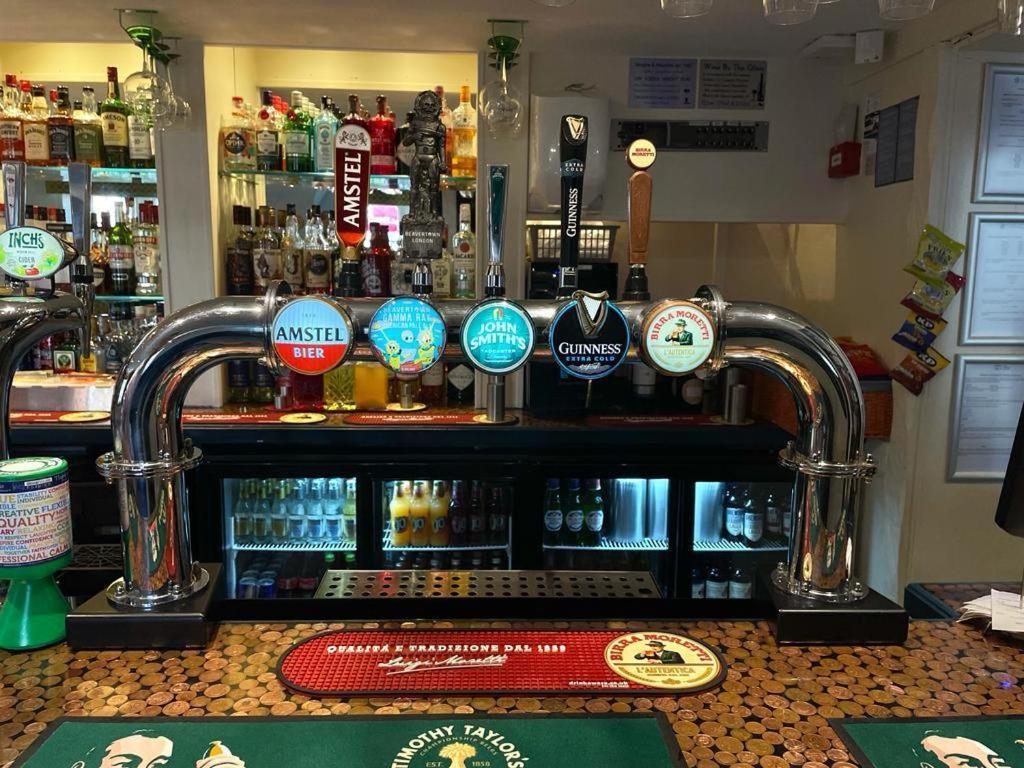 Rose & Crown Rooms 베벌리 외부 사진